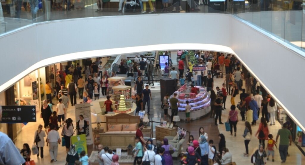 Piazza’da ziyaretçi rekoru