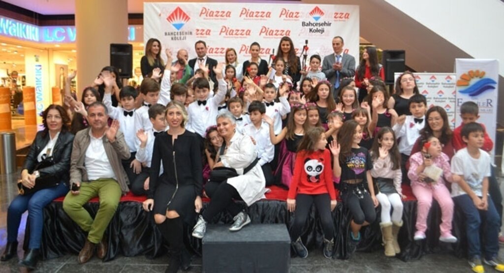 Pinokya’ya Rakip Olan 'Tahta Yürek' Piazza AVM’de Hayat Buldu