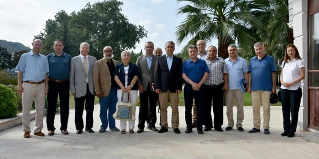 Rektör Sait Bilgiç Vakıf Üyeleri ile bir araya geldi