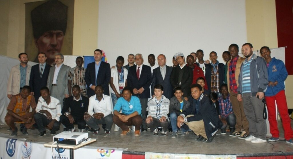 'Renklerin Yolculuğu' Projesi kapsamında 40 müslüman Vezirköprü'ye geldi