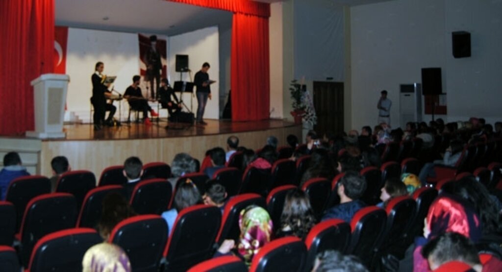 Reşha Mesleki ve Teknik Anadolu Lisesi'nden anlamlı program