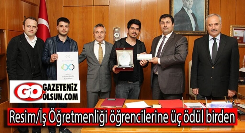 Resim/İş Öğretmenliği öğrencilerine üç ödül birden