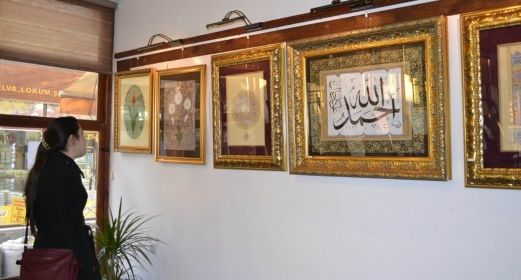 Safranbolu'da ebru ve tezhip sergisi