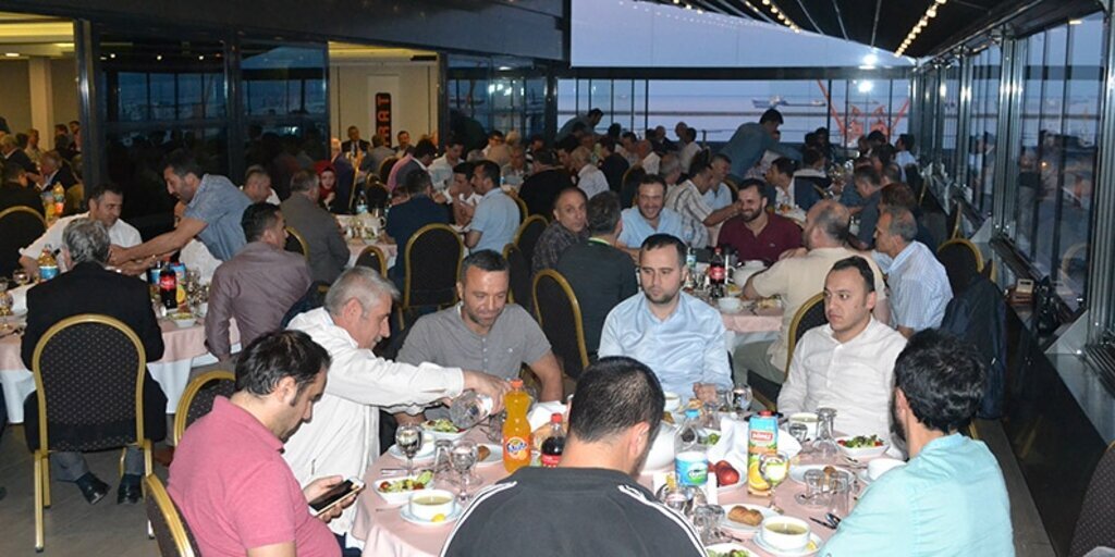 Şahin Boru Plastik'ten geleneksel iftar yemeği