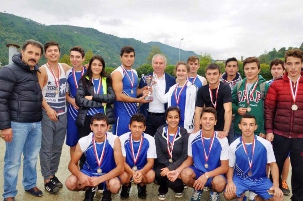 Saklı Cennet'te Düzenlenen Dragon Bot Yarışması Nefes Kesti