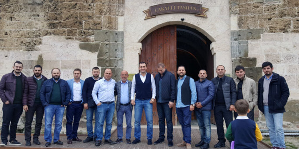 SAMGİAD Ailesi Çakallı Han'da kahvaltıda buluştu