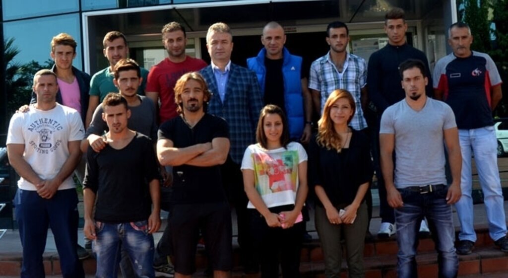 Şampiyonlardan Başkan Topaloğlu’na Ziyaret