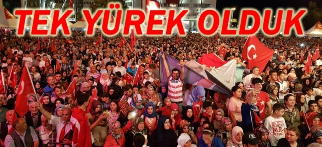 Samsun Cumhuriyet Meydanı'nda onbinler yine demokrasi nöbetinde