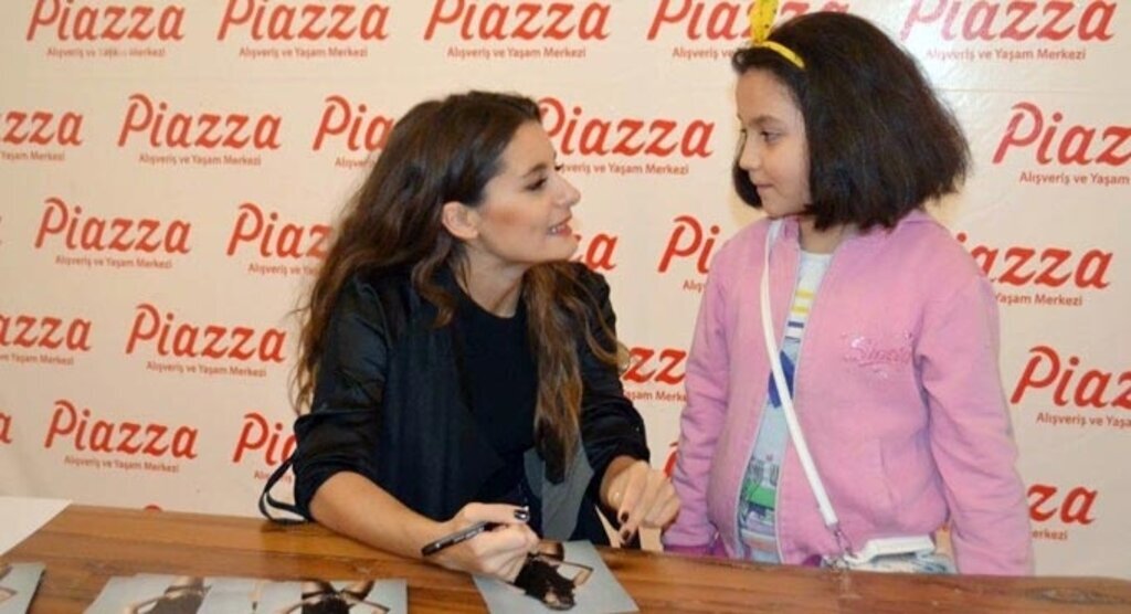 Samsun Piazza'da Atiye'ye büyük ilgi