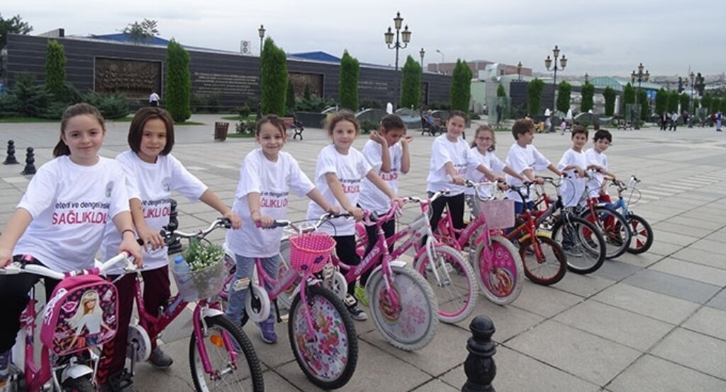 Samsun Sağlık İl Müdürlüğü'nden 'Ağaç yaşken eğilir' projesi