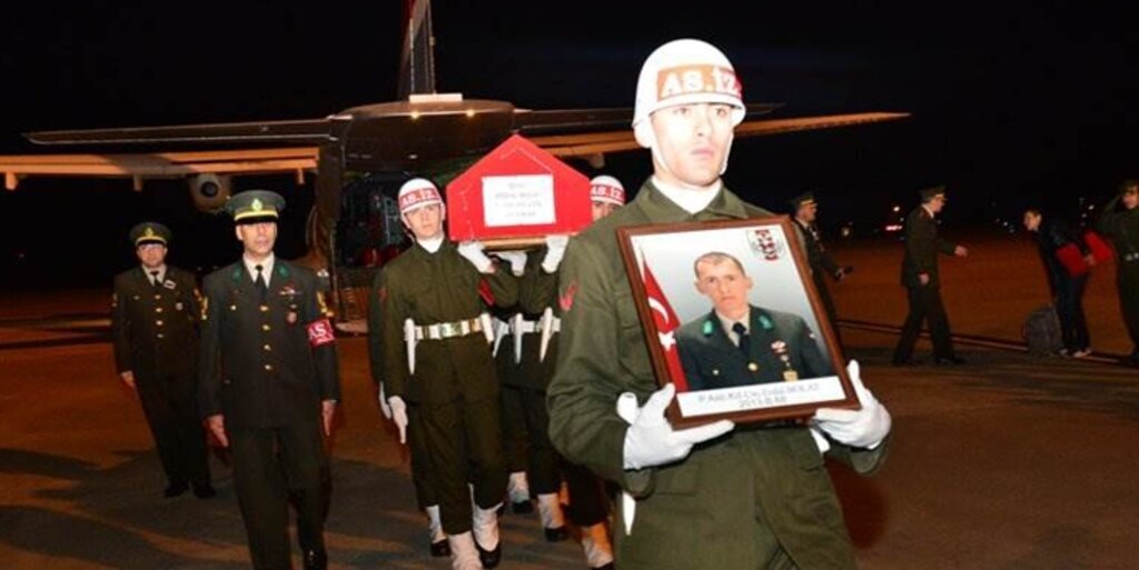 Samsun Şehidini karşıladı