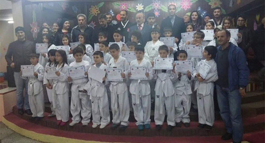 Samsun Yıldız Gençlik Taekwondocuları, Gip Kemer Terfi sınavını tamamladı