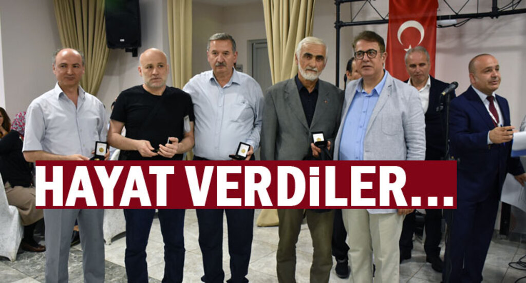 Samsun'da kan bağışı yapanlara madalya 