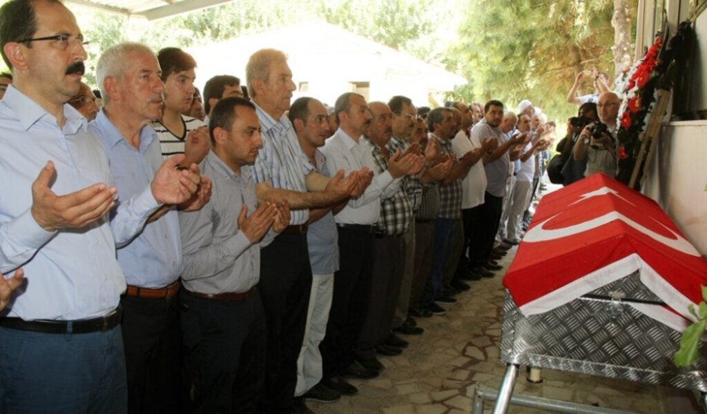 Samsunlu demokrasi şehidi son yolculuğuna uğurlandı