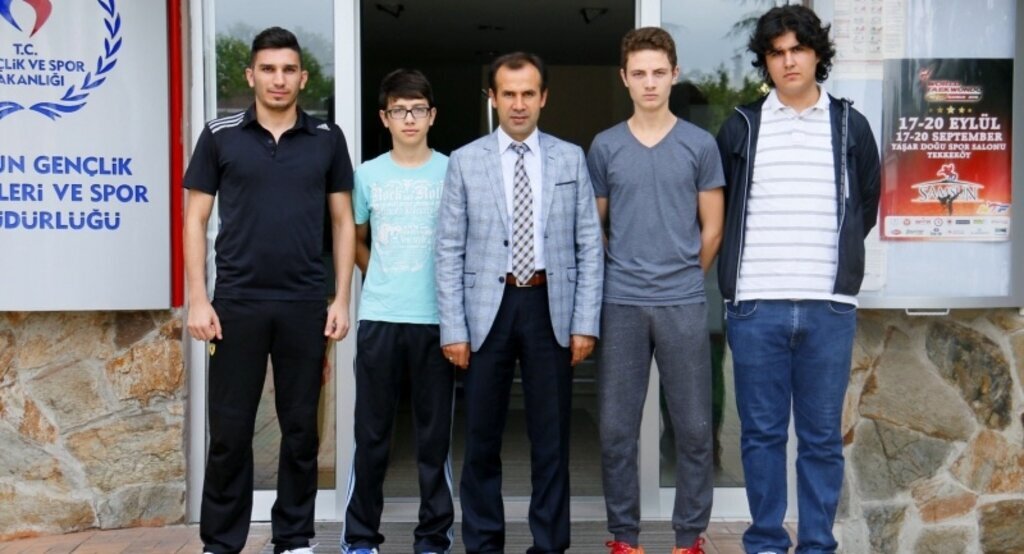 Samsun'lu Eskrimciler Avrupa Yıldızlar Circut Şampiyonası'na gidiyor