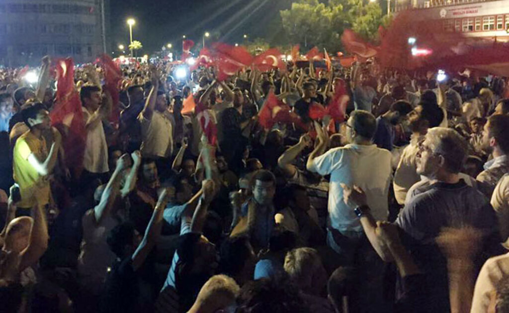 Samsunlular Cumhuriyet meydanına indi