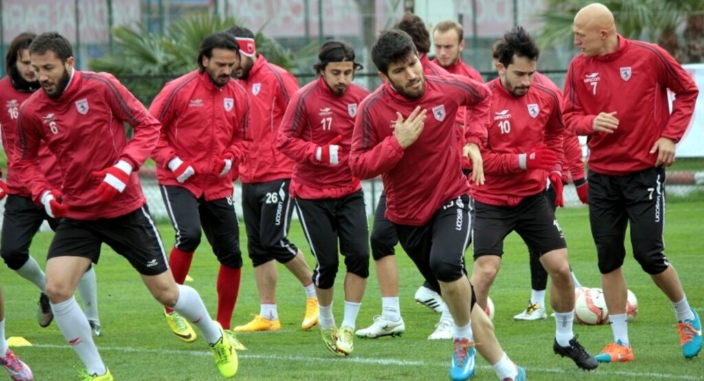Samsunspor'da Karşıyaka maçı hazırlıkları devam ediyor