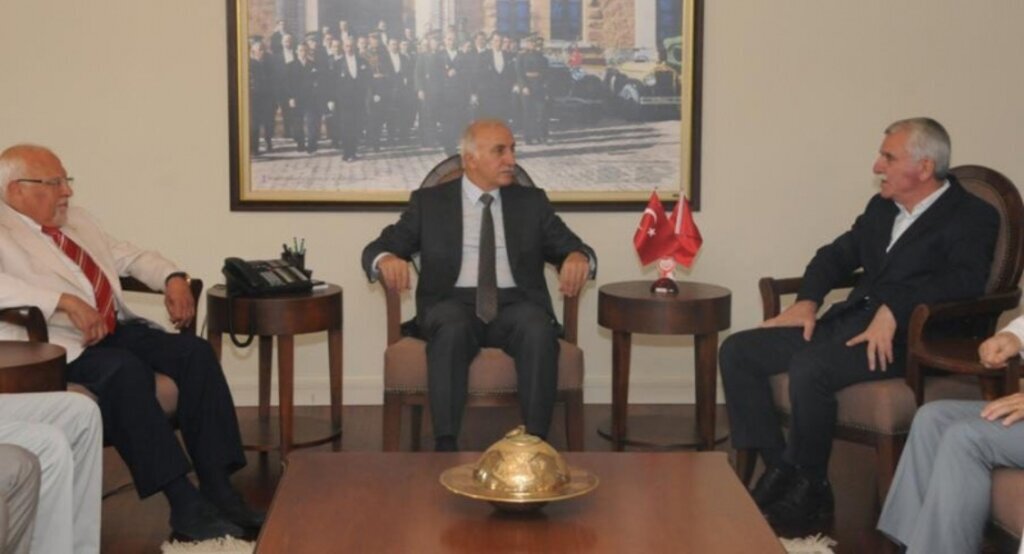 Samsunspor'dan Vali Şahin'e ziyaret