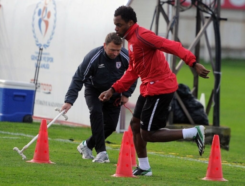 Samsunsporlu Mbilla Adanademirspor maçında oynayacak