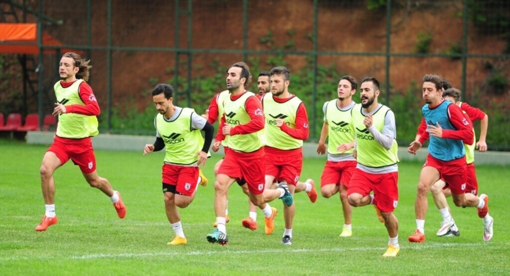 Samsunspor'un Kartepe kampı devam ediyor