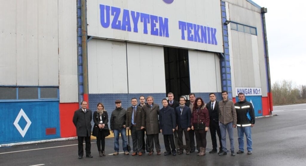 SAMULAŞ teknik ekibi UZAYTEM'i ziyaret etti