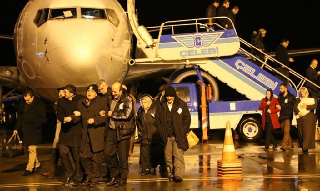 Şehit polis Kenan Kumaş'ın cenazesi uçakla Trabzon'a getirildi