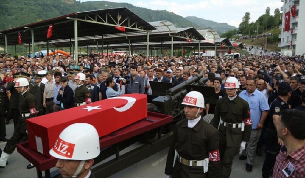 Şehit Uzman Çavuş Ferdullah Kaygusuz onbinler son yolculuğuna uğurladı