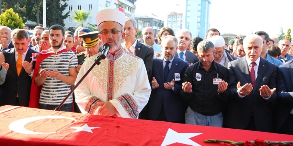 Şehit Uzman Çavuş Gökhan Bayram dualarla uğurlandı