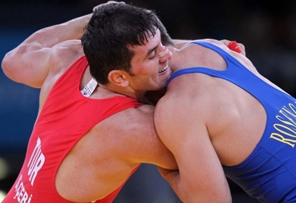 Selçuk Çebi'den Bronz Madalya