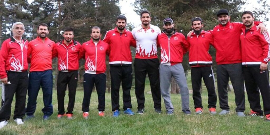 Serbest Güreş Milli Takımı: 'Olimpiyatta Şehitlerimiz İçin Güreşeceğiz'