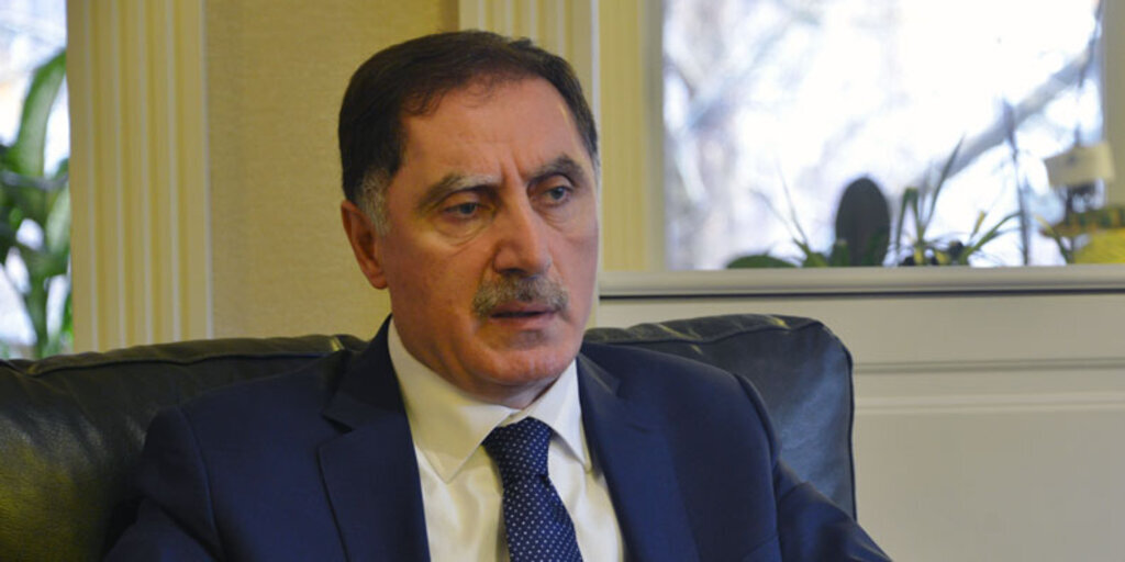 Şeref Malkoç: Şehitlerimize ve gazilerimize minnet borçluyuz