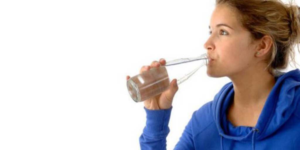 Sıcak havada az su içmek böbrekleri yoruyor