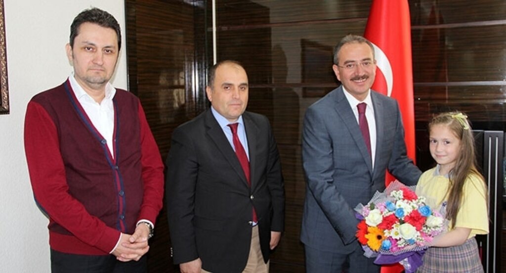 Sıla Kartal Belediye Başkanı oldu