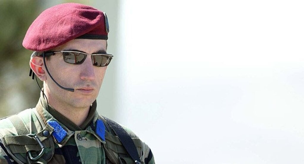 Sözleşmeli 'bordo bereli' dönemi