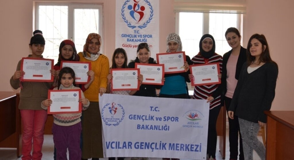 Suriyeli Gençler Türkçe Öğreniyor