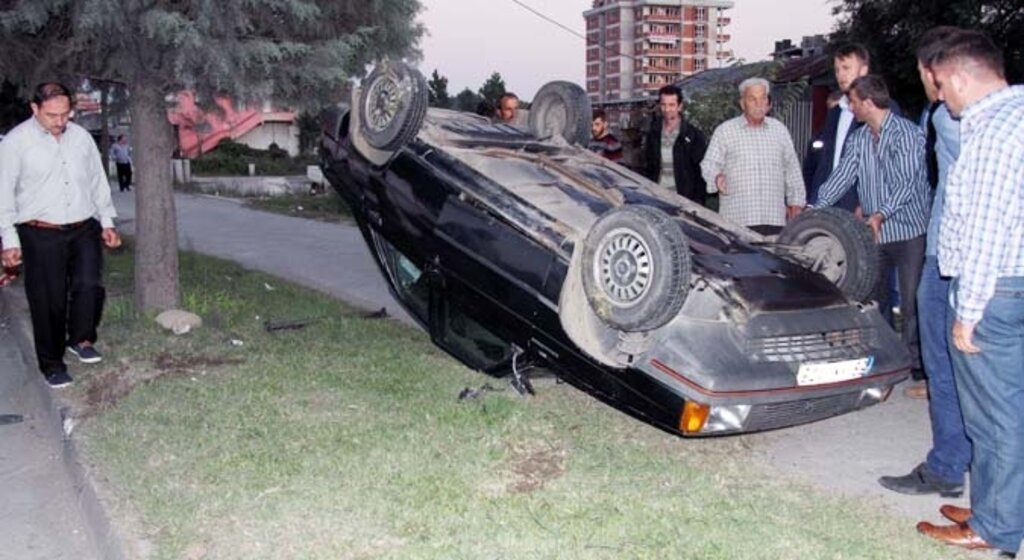 Takla atan arabadan yara almadan çıktı