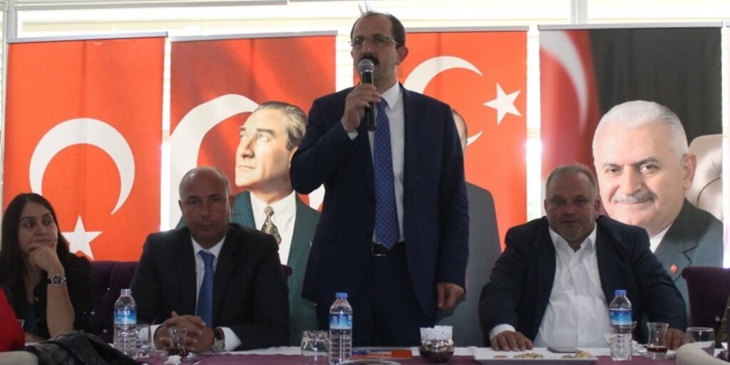 Tekkeköy AK Parti İlçe Danışma Toplantısı Gerçekleştirildi