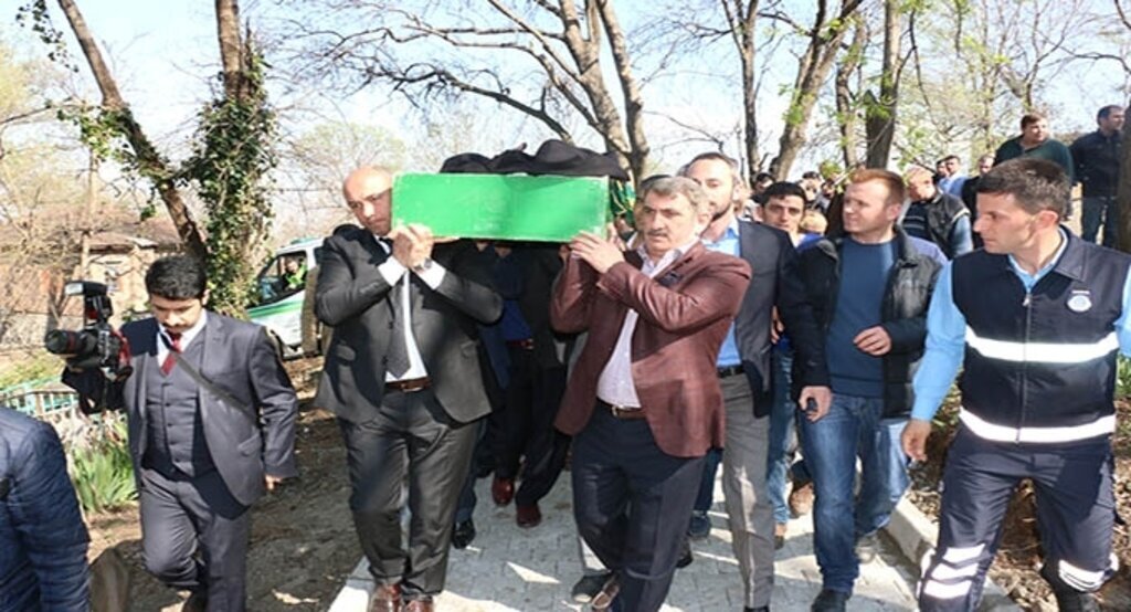 Tekkeköy Belediye Başkanı Hasan Togar'ın babası son yolculuğuna uğurlandı