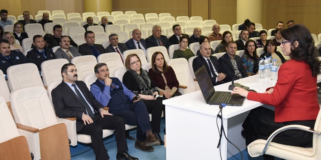 Tekkeköy Belediye personeline hizmet içi eğitim