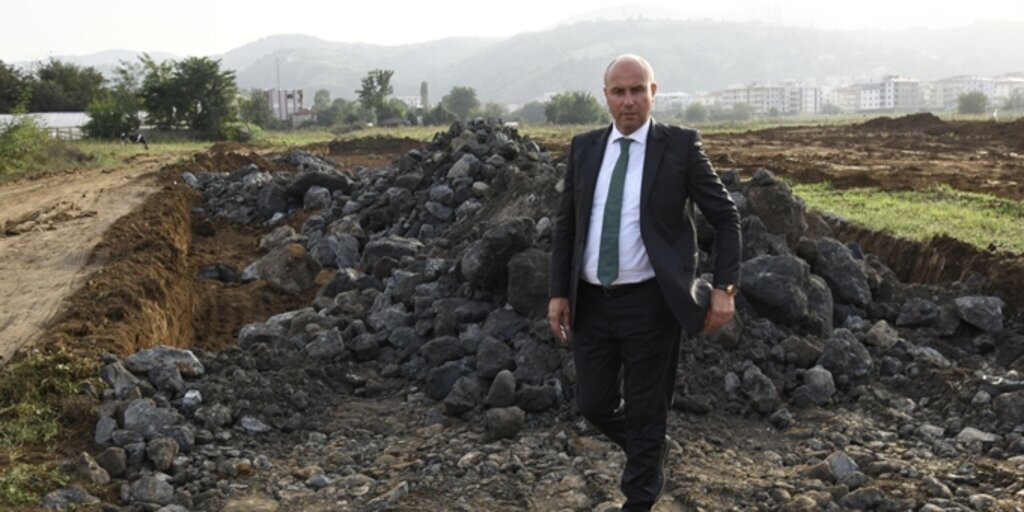 Tekkeköy Belediyesi ilçenin arklı alanlara doğru gelişmesine ve büyümesine olanak sağlıyor