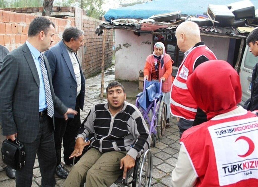 Tekkeköy Belediyesi Canik Kızılayı El ele