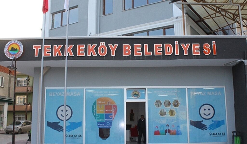 Tekkeköy Belediyesi yeni hizmet binasına taşındı