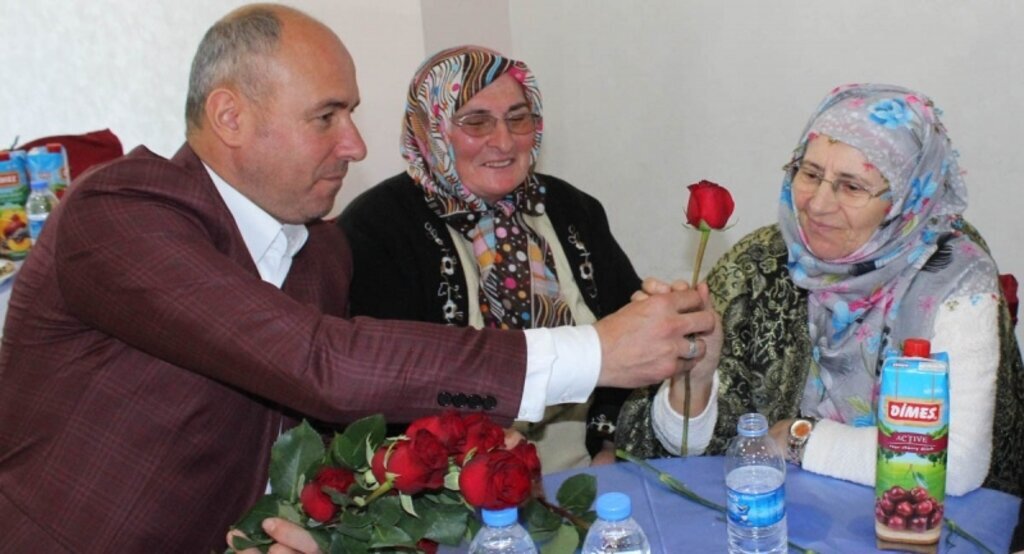 Tekkeköy Belediyesinden Muhteşem Anneler günü programı