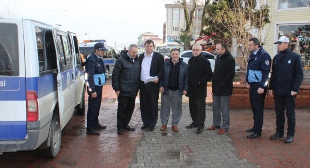 Tekkeköy de Karayolu üzerindeki görüntü kirliliği ile mücadele başladı