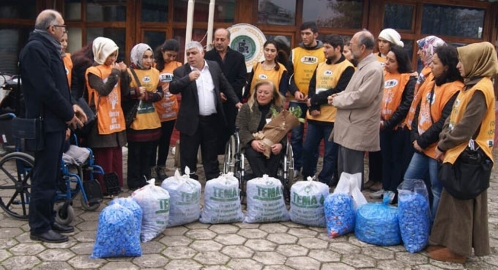 TEMA Gönüllülerinden Sakatlar Derneği'ne ziyaret