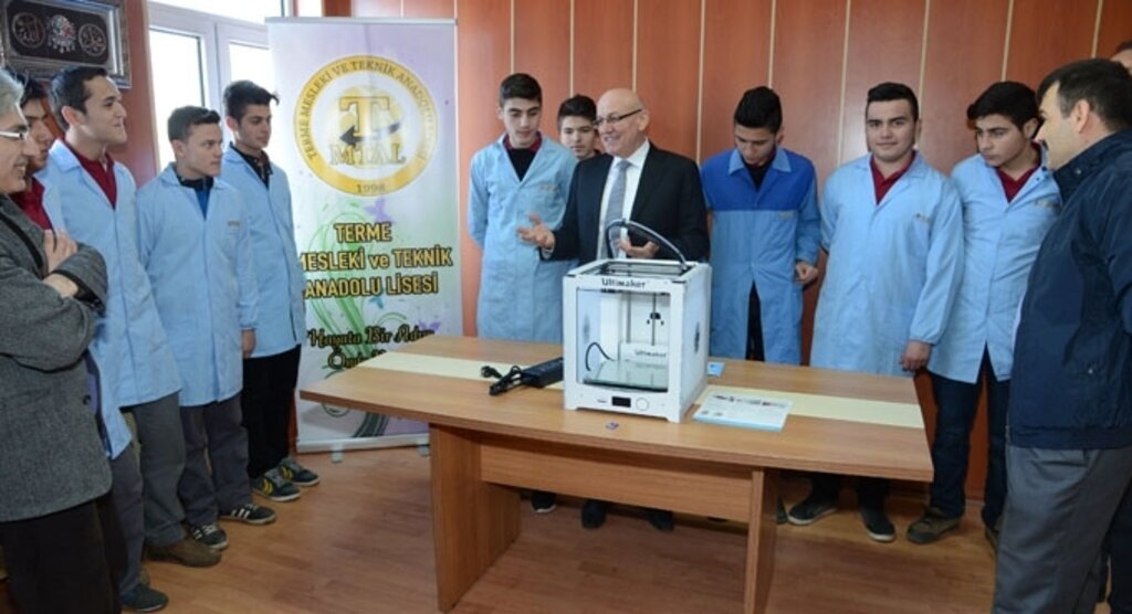 Terme Belediyesi'nden Geleceğin 'Bilim İnsanları'na destek