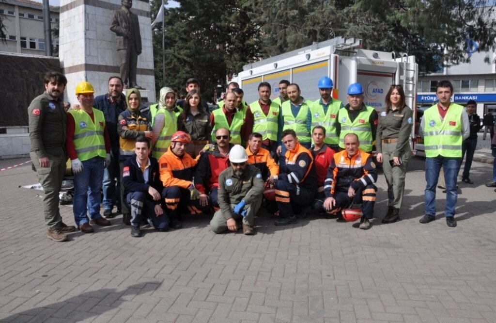 Terme’de Deprem Kaza ve Yangın Tatbikatı Nefes Kesti