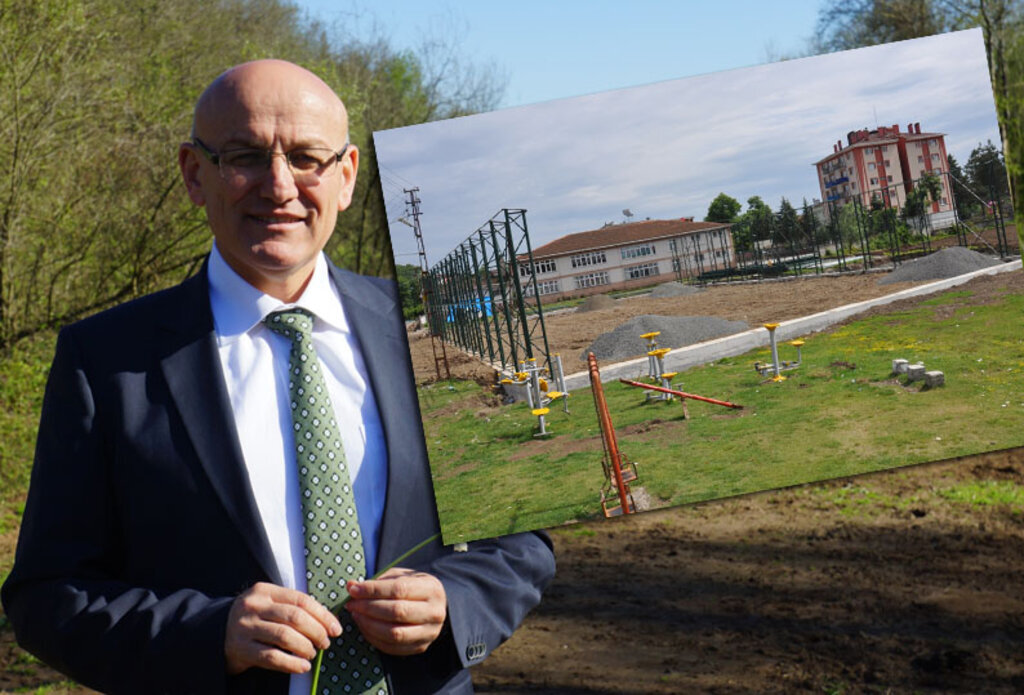 Terme’de halı saha çalışmaları devam ediyor