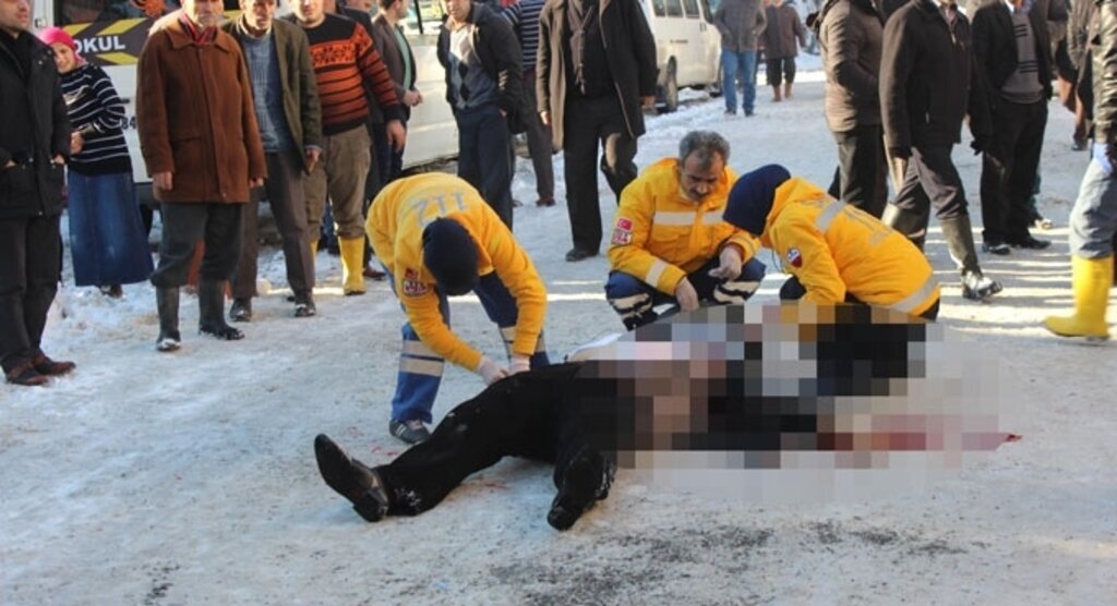 Terme'de sokak ortasında cinayet : 1 ölü