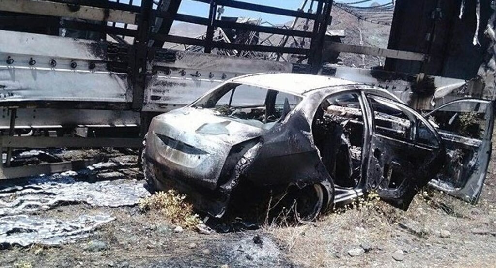 Teröristler Kars'ta tır şoförlerini alıkoymuş